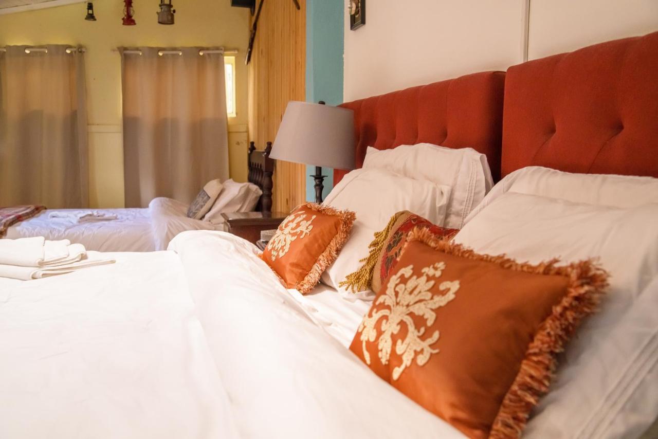 Hotel Vintage "Casa Las Flores" Кесальтенанго Экстерьер фото